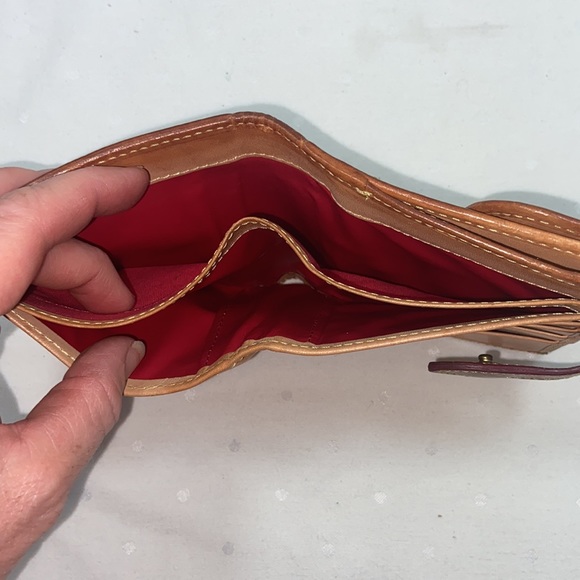Auth Vintage Dooney & Bourke latch lock Wallet - Picture 9 of 15